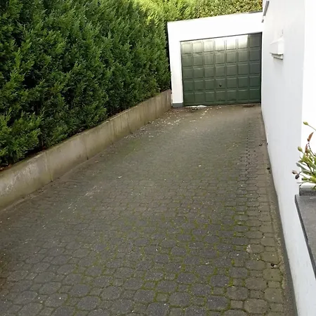 Peaceful Apartment- 3 Zi- Loggia & Garden In Blankenese- Hamburg-Harburg Buitenkant foto