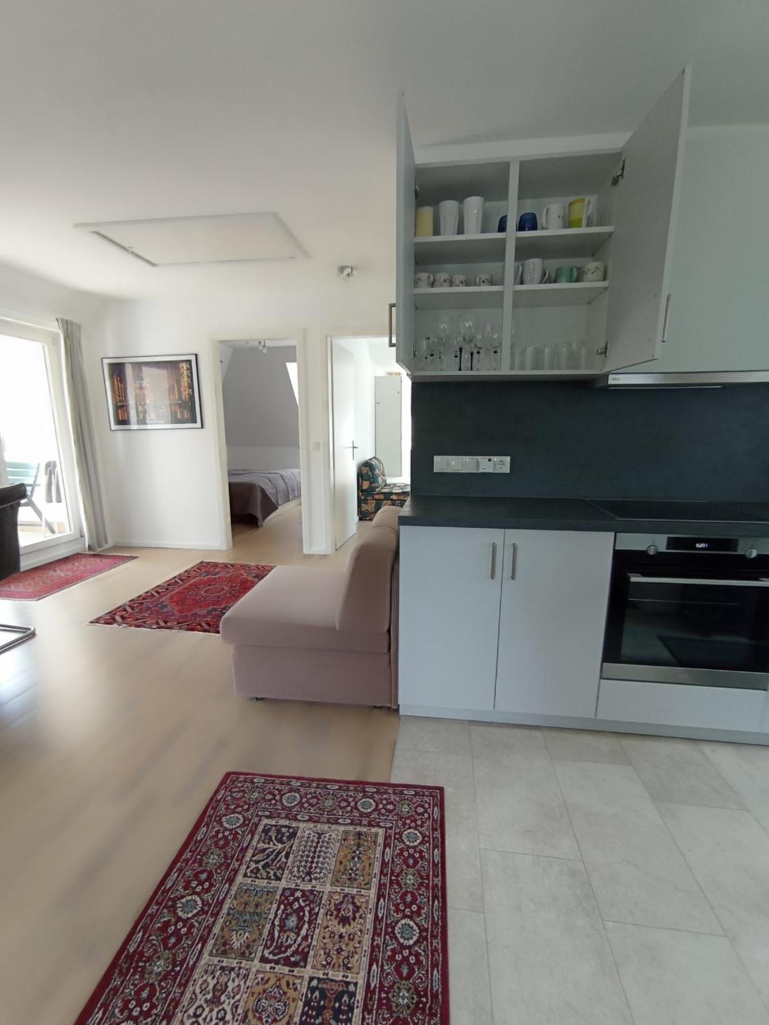 Peaceful Apartment- 3 Zi- Loggia & Garden In Blankenese- Hamburg
